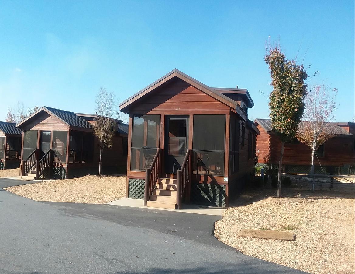 Tryon Resort Mill Spring Exterior photo